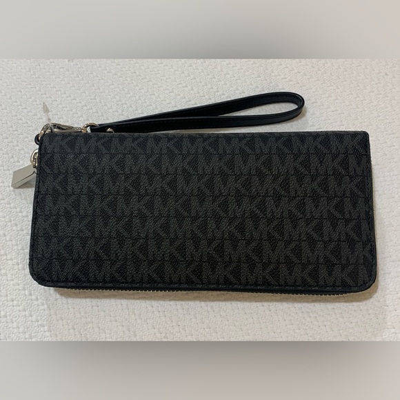 NWT Michael Kors Travel Continental Wallet - Picture 7 of 11
